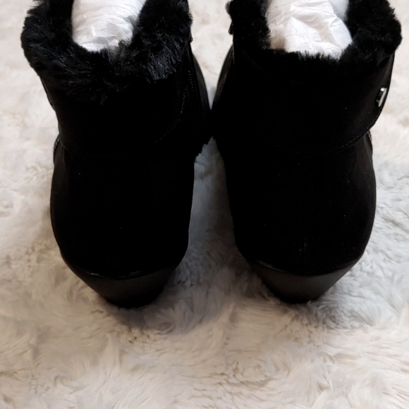 Karen Scott Black Booties Size 8M - Picture 8 of 12